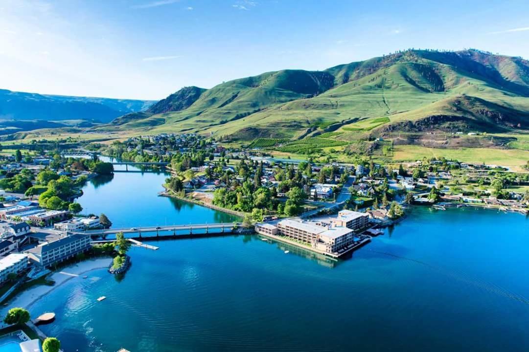 Grandview Lake Chelan- Waterfront View, Pool, Hot Tub, Golf, 1 Min To Downtown Esterno foto