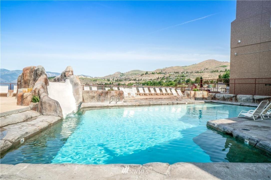 Grandview Lake Chelan- Waterfront View, Pool, Hot Tub, Golf, 1 Min To Downtown Esterno foto